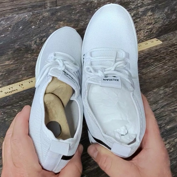 Xiuxian White and Black Athletic Shoes Women’s 36 - Picture 5 of 8